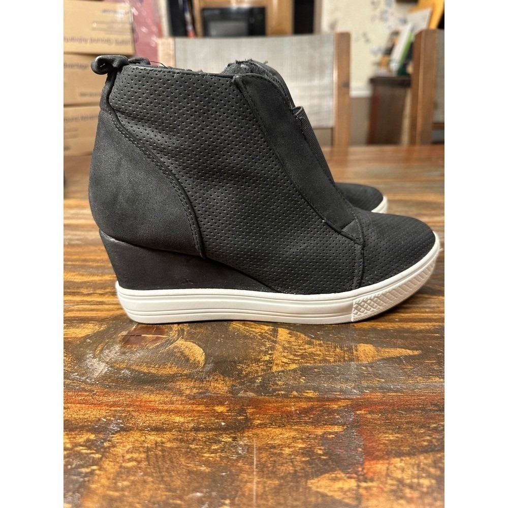 CCOCCI ZOEY Black Perforated Wedge Sneakers Ankle Boots Side Zip Women's‎ Size 7